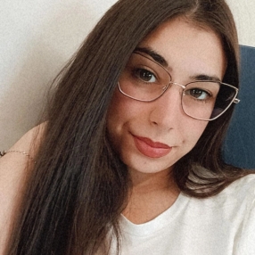 Martina, Babysitter a Castelvetrano