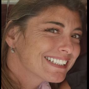 Raffaella, Babysitter a Portici