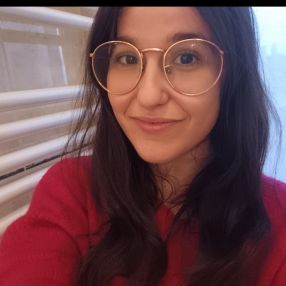 Benedetta, Babysitter a Bologna