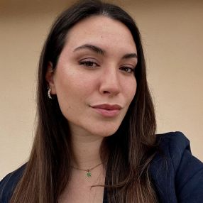 Elena, Babysitter a Stezzano
