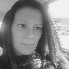 Giusy, Babysitter a Somma lombardo
