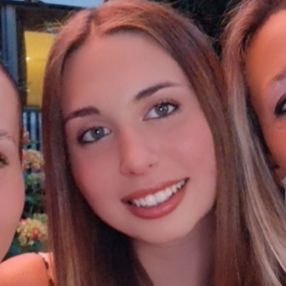 Giulia, Babysitter a Settimo Milanese