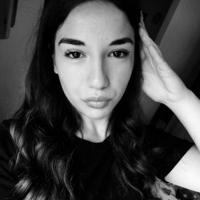 Valentina, Babysitter a Monastir