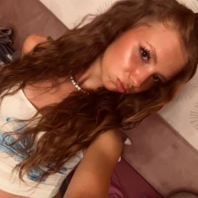 Debora, Babysitter a Provincia di Chieti