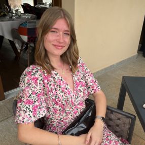 Elisa, Babysitter a Sommariva del Bosco