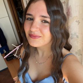 Giulia, Babysitter a Levane