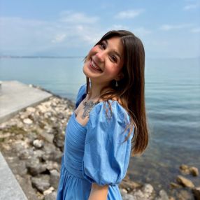 Laura, Babysitter a Verona