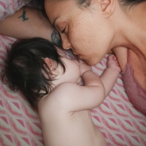 Manuela, Famiglia a Montespertoli