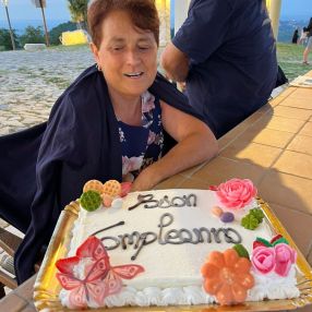 Cinzia, Babysitter a Roncofreddo