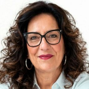 Antonietta, Babysitter a Amantea