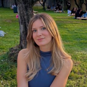 ALESSANDRA, Babysitter in Buggiano
