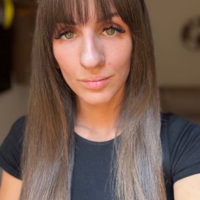 Miriam, Famiglia a Varese