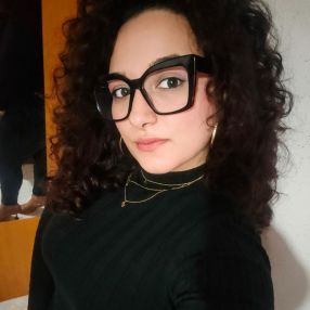Elena, Babysitter a Roccella Ionica
