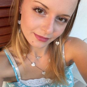 Lavinia, Babysitter a San Giusto Canavese
