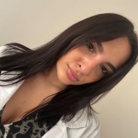Maddalena, Babysitter a Napoli