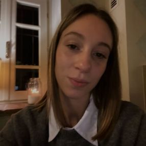 Giulia, Babysitter a Marcheno