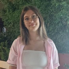 Valentina, Babysitter a Codroipo