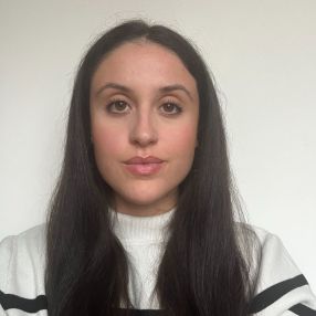 Giulia, Babysitter a Alice Castello
