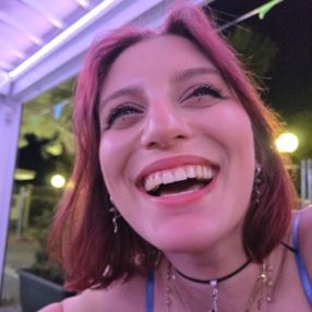 Martina, Babysitter a Aci Sant'antonio