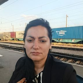 Madalina, Babysitter in Presezzo