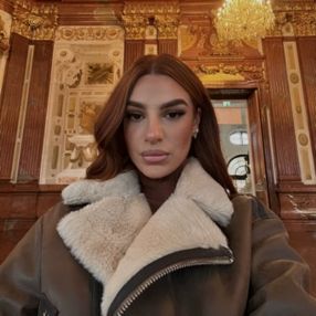 Nancy, Babysitter a Arzano