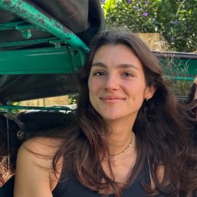 Meg, Babysitter a Gorizia