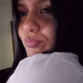 Eliana, Babysitter a Pont-canavese