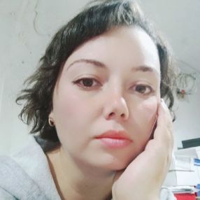 Genifiora, Babysitter a Alessandria