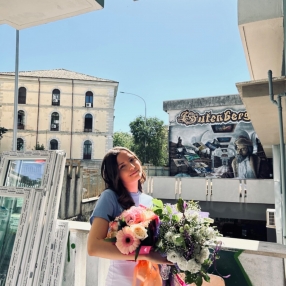 Alessandra, Babysitter a Girifalco