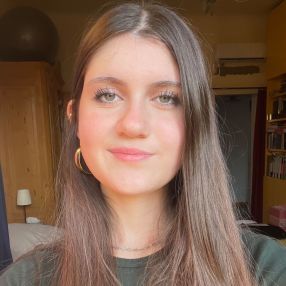 Matilde, Babysitter a Travedona Monate