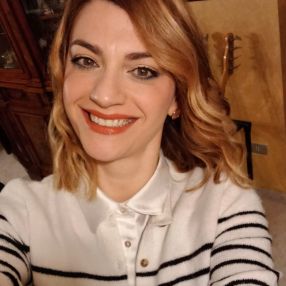 Marta, Babysitter in Giffone