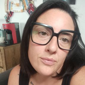 Elena, Babysitter a Provincia di Cuneo