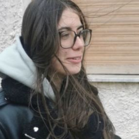Vincenza, Babysitter a Villa Vicentina