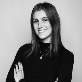 Chiara, Babysitter a Roncadelle