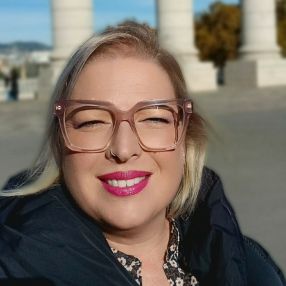 Monica, Babysitter a Imperia