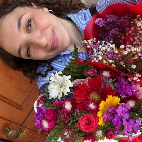 Ilaria, Babysitter a Opera