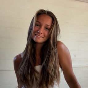 Elena, Babysitter a Città Metropolitana di Genova