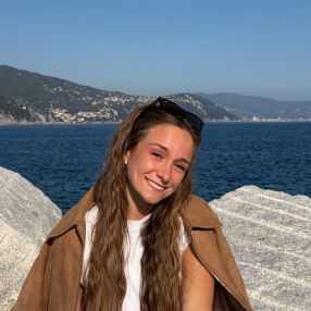 Elena, Babysitter in Città Metropolitana di Genova