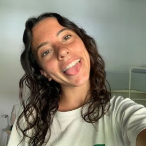 Annachiara, Babysitter a San Pancrazio