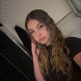 Aurora, Babysitter a Petrignano