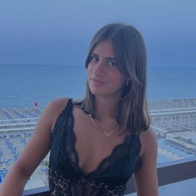 Martina, Babysitter a Concesio