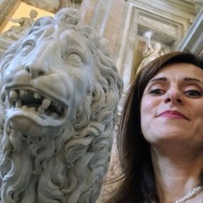 Valeria, Babysitter in Macerata Campania