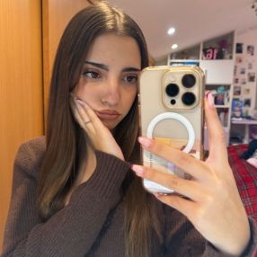 Agnese, Babysitter a Piedimonte etneo