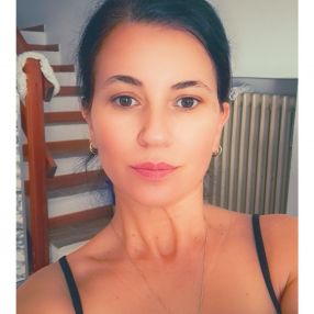 Kela, Babysitter a Serravalle Sesia