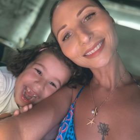 Mariella, Babysitter a Genova