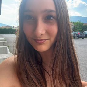 Giorgia, Babysitter a Feltre