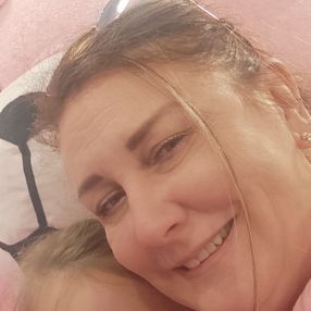 Manuela, Babysitter in Nettuno