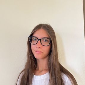 Desy, Babysitter a Villa Vicentina