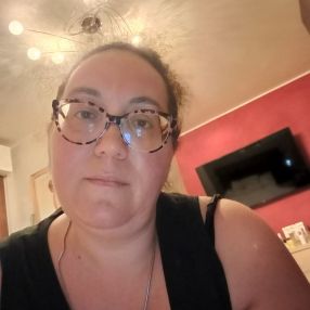 Simona, Babysitter a Provincia di Chieti