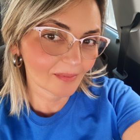 Stefy, Babysitter a Pomigliano D'arco